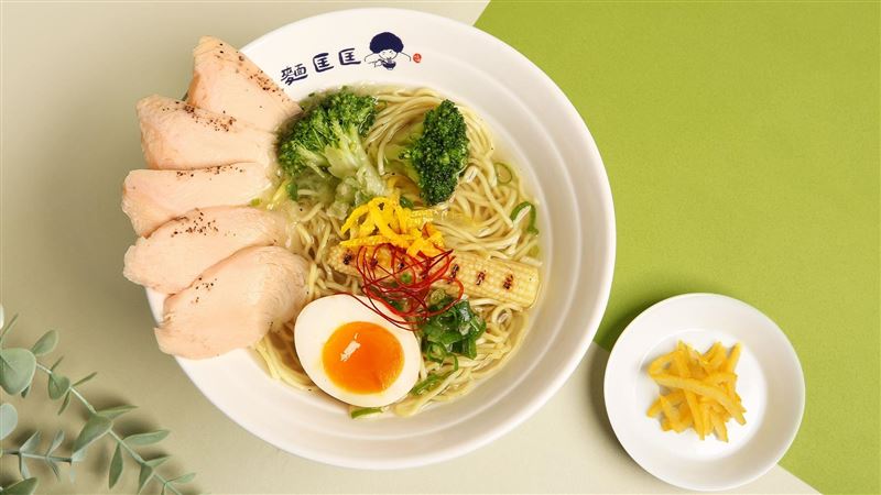 柚香鹽系拉麵在台開賣！日主廚揭研發過程