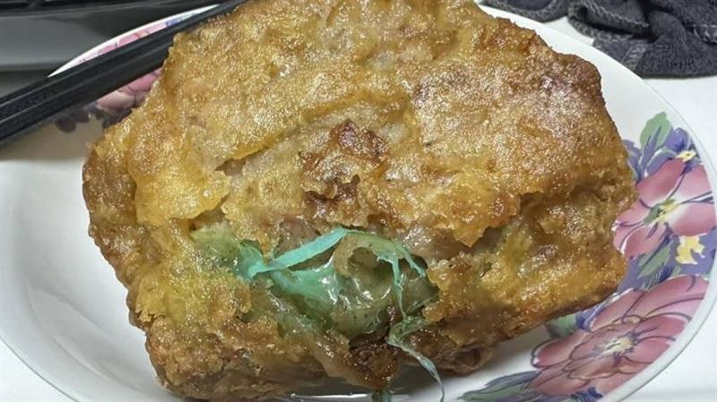 買炸雞驚見「綠塑膠片」！好市多回應了
