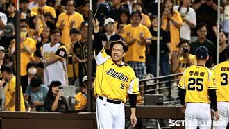 周思齊太緊張沒有安打　看學弟反應好感動