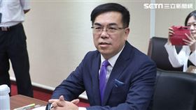 環境部長彭啟明赴立院備詢。（圖／記者楊澍攝影）