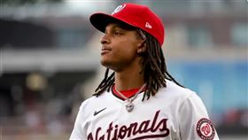 華盛頓國民主戰游擊手阿布拉姆斯，在球隊對陣芝加哥小熊賽前，被發現在一家賭場狂歡到天亮，遭下放小聯盟。（圖／美聯社／達志影像）