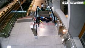 中捷副站長,暈倒,手扶梯(圖/民眾提供)