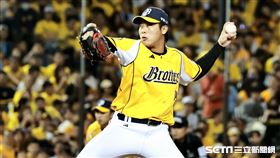 ▲中信兄弟周思齊引退賽第2天，中繼投手魏碩成。（圖／記者劉彥池攝影）