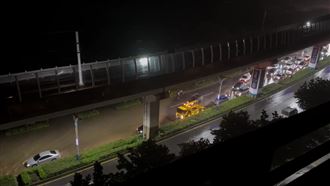 淡金路大淹水成汪洋　機車完全無法通行