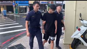 通訊行,高雄,潑漆,衝撞,欠債