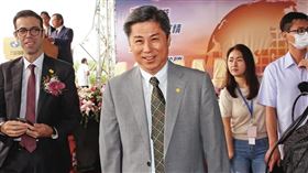 新光金大股東林伯翰出面號召杯葛新光金臨時股東會，希望讓台新金合併案破局。