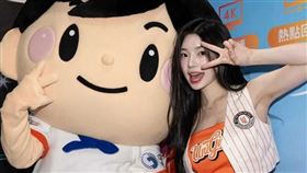 雖然趙娟週無奈應援場次少，但據了解這些都是簽約前雙方溝通好的內容。（圖／翻攝自趙娟週IG）