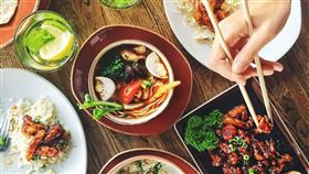 進食，用餐，吃東西。(圖/Pixabay)
