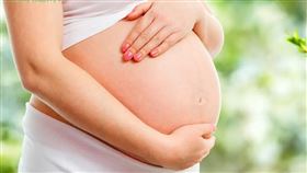 自然產、剖腹產怎麼選？醫師揭兩者優缺點（圖／每日健康）