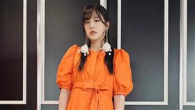 黃小柔驚傳腳拐到骨裂。（圖／翻攝自黃小柔臉書）