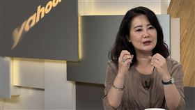 民進黨立法院黨團幹事長吳思瑤接受王時齊主持的YahooTV《齊有此理》節目專訪。（圖／YahooTV《齊有此理》節目提供)