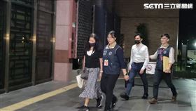 ▲檢調偵辦超思進口蛋案，亮采公司負責人之一，有「天后御用整形醫」稱號的王朝輝和亮采公司女會計被以證人身份移送北檢複訊（圖／記者楊佩琪攝）