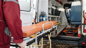 國外，救護車(圖／PIXABAY)