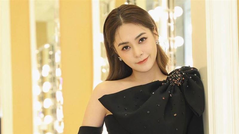 阿嬌「贅肉溢出」疑發福　網驚：認不出來