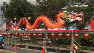 獨／東港迎王！信徒備烏魚子龍、魷魚鳳