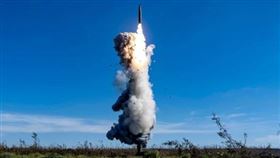 2024年9月25日中國發射洲際彈道飛彈。（圖／翻攝自中國軍號微博）