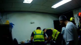 目睹愛妻昏迷心急　癱瘓夫狂叫喊4HR求救