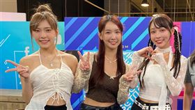 中華職棒味全龍啦啦隊「小龍女」的人氣成員 女神 林襄和師妹張雅涵、李芷霖（圖／記者許雅惠攝影）