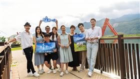 《在光裏的人》再度回到大埔舉辦首映會。（圖／大愛提供）