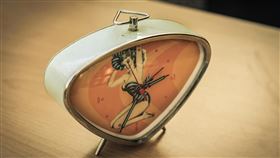 黃軒分析，熬夜、不規則睡眠這2種型態，已被證實會增加罹患癌症的風險。（圖／取自黃軒的臉書）