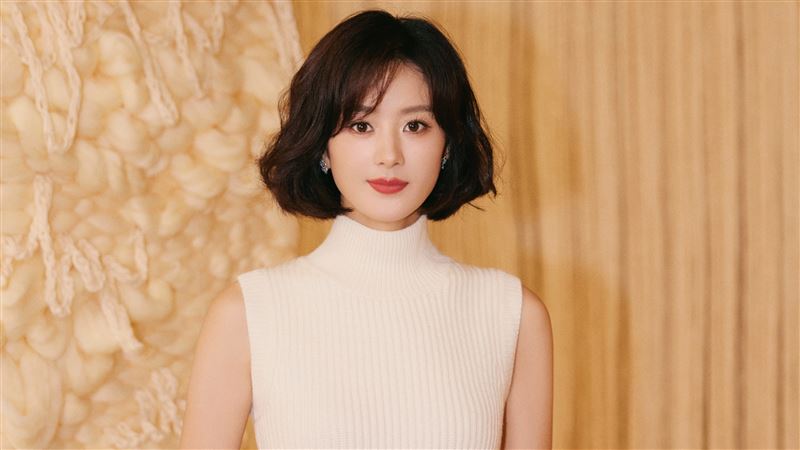 招牌長髮回歸！趙麗穎逆天美照網全暈了