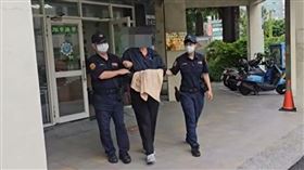 台中,東海大學,女大生,公車,死亡,車禍,行人地獄（圖／翻攝畫面）