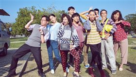 大愛劇《在光裏的人》劇人小人物刻劃出悲喜交加的真實故事，左起：廖曉彤、游小白。（圖／大愛提供）