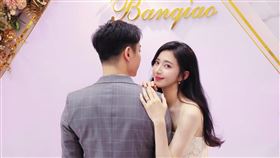 ▲《通靈少女》謝翔雅結婚。（圖／翻攝自臉書）