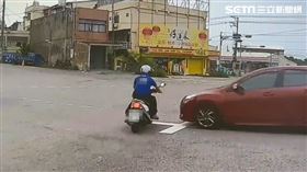彰化,車禍,無號誌路口,機車,轎車（圖／翻攝畫面）