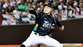 ▲統一獅投手潘威倫引退賽，台鋼雄鷹先發投手陳柏清。（圖／記者劉彥池攝影）