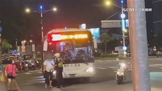 台中加強執法！公車「亂切」真被攔停了