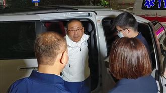 女毒蟲拒檢撞死派出所長　侯友宜發聲悼念