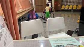 泡麵,媽媽,社工,男童,產婦,桃園