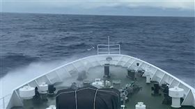 高雄艦,直升機,巴貝多籍,颱風,礦砂船,蘭嶼,台東,海巡署