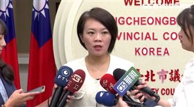 鍾小平、簡舒培1日受訪談柯文哲USB相關爭議