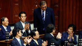 日本執政黨自民黨總裁石破茂1日獲選為第102任首相。（圖／路透社／達志影像）
