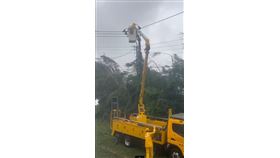 山陀兒颱風，小琉球，停電，搶修(圖／翻攝畫面)