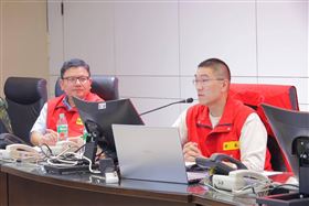 謝國樑回應，這是共同決策，昨日他宣布的時候，剛好媒體就在旁邊，所以導致在宣布時大家有比較提早知道。（圖／翻攝自謝國樑臉書）