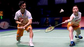 巴黎奧運混雙銅牌好手東野有紗（右）奧運後轉戰女雙項目，卻因為日本羽協報名疏失，導致無法參加丹麥公開賽。（圖／翻攝自BWF官網）