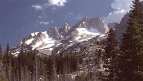 馬特洪峰。（圖取自維基共享資源，版權屬公有領域）
