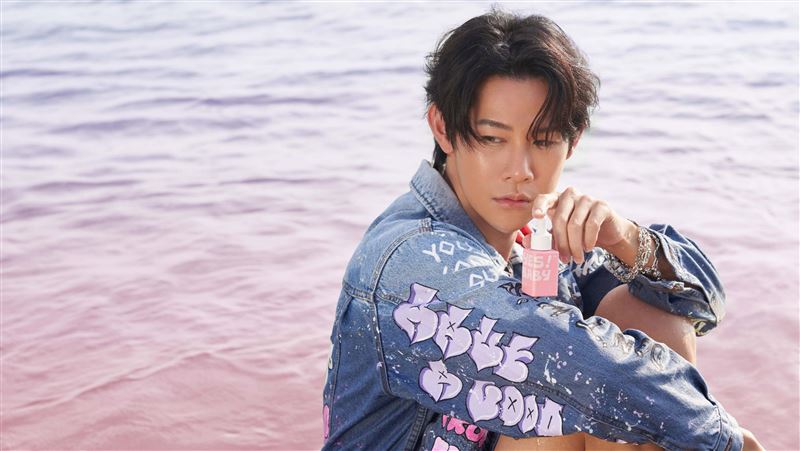 出道17年不藏了　男星突震撼公布重大喜訊