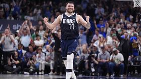 ▲東契奇（Luka Doncic）在團隊訓練時受傷。（圖／美聯社／達志影像）