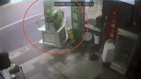 新／山坨兒登陸！高雄「檳榔攤捲款跑了」