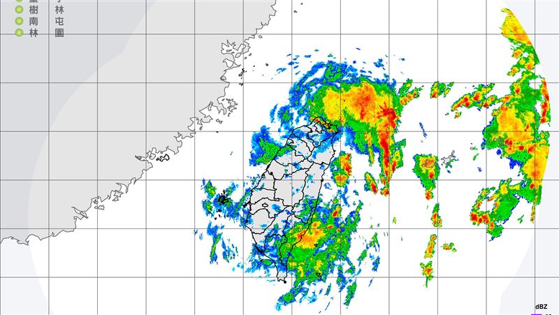 雨轟8縣市！山陀兒「卡屏東上空折磨死」