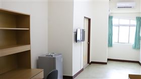 雲林「溫馨小棧」供醫護使用雲林縣政府在斗六體育館開設22間小套房，名為「溫馨小棧」，無償提供台大醫院雲林分院醫護人員使用。中央社記者姜宜菁攝  110年5月31日