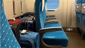 扛行李搭新幹線　遊客1行為惹怒日本人　翻攝自魚漿夫婦臉書