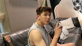 孫生做善事遭網友開酸。（圖／翻攝自孫生IG）