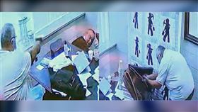 美國警長史丁思槍殺法官馬林斯。（圖／翻攝自X@Video_Forensics）