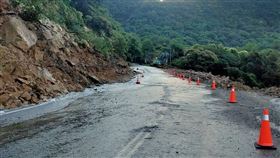 陽金公路八煙段搶通。（圖／取自臉書「幸福公路人」）