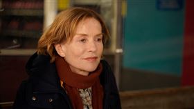 伊莎貝雨蓓首度挑戰演警察。（圖／原創娛樂提供）